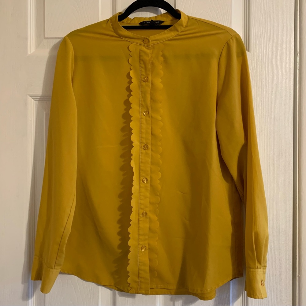 Banana republic yellow / mustard button up top